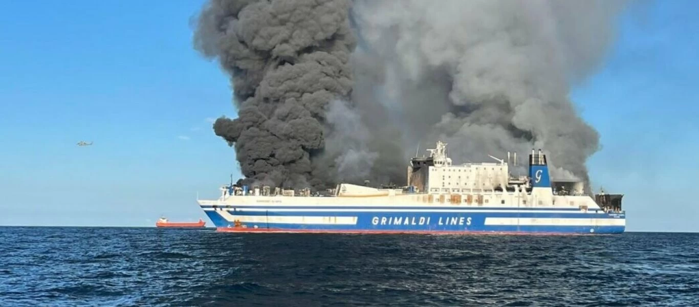 Φωτιά στο «Euroferry Olympia»: «Χάσαμε τα πάντα» λένε Έλληνες οδηγοί φορτηγών
